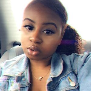 Meet your Posher, Dejah